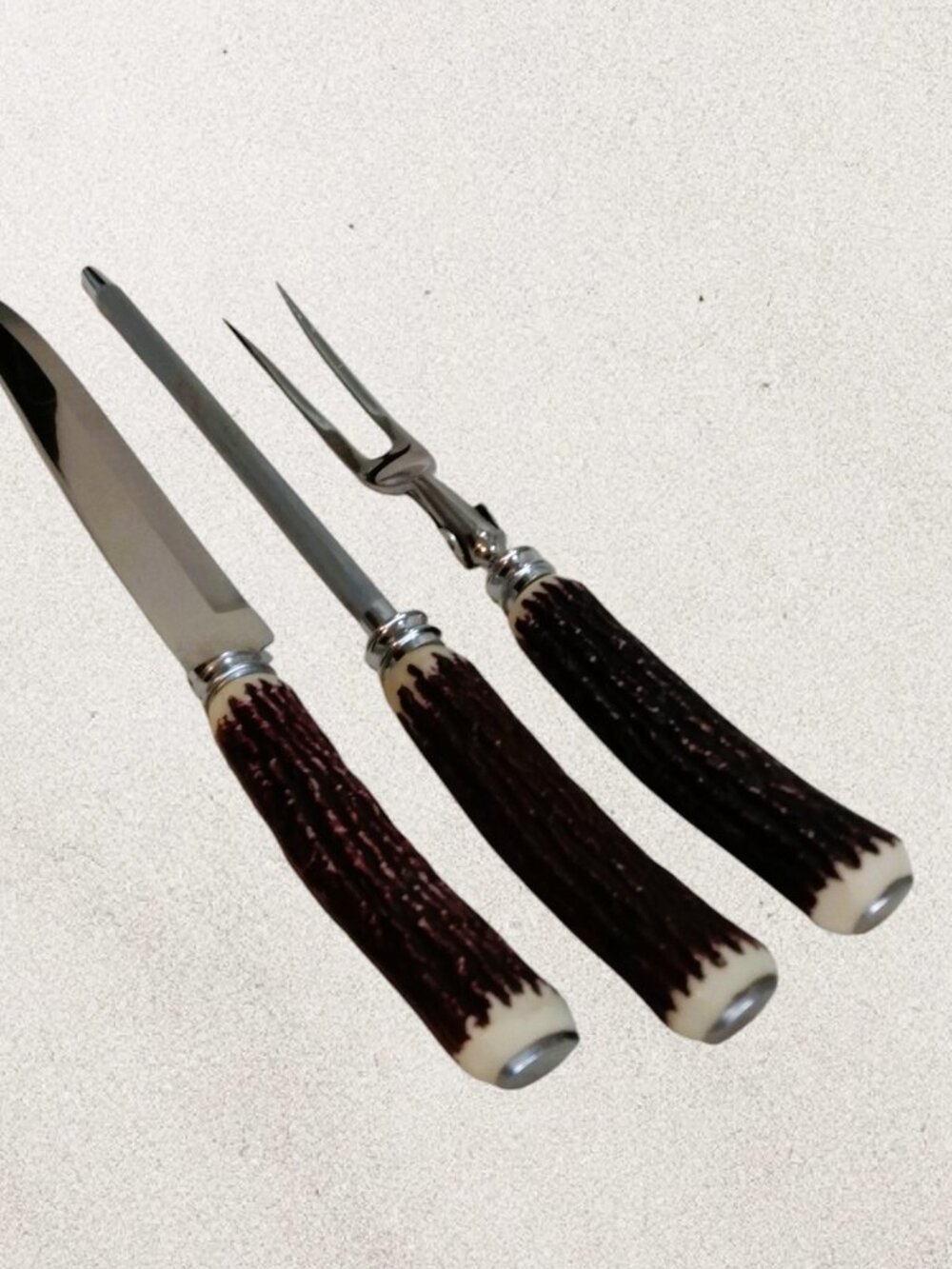 Vin. Debonair mb Faux Antler Handled Stainless 3 Piece Carving Set